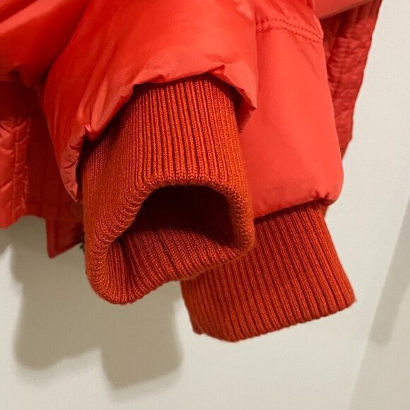 Women's American Eagle Puffer Coat, Size Large - Picture 6 of 16